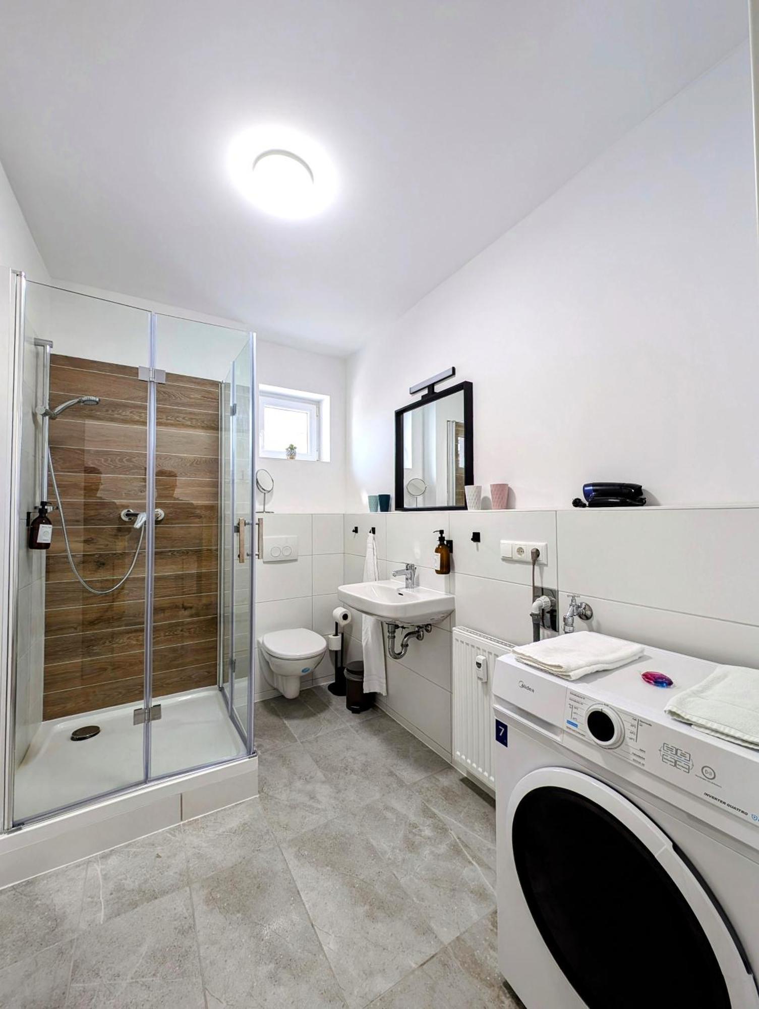 Bohnapartments - Design Suiten Am Markt - Vollausstattung - Wlan - Zentrum 伊尔梅瑙 外观 照片